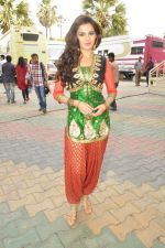 Monica Bedi at Star Plus Dandia shoot in Malad, Mumbai on 15th Oct 2012 (60).JPG